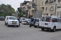 بالصور: اصابة خطيرة لسيدة تعرضت للطعن من قبل زوجها في مدينة اللد 